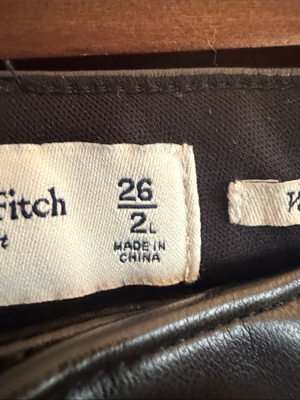 Abercrombie & Fitch Vegan Leather Pants Women’s 2 Long Black High Rise 26 - Picture 9 of 9